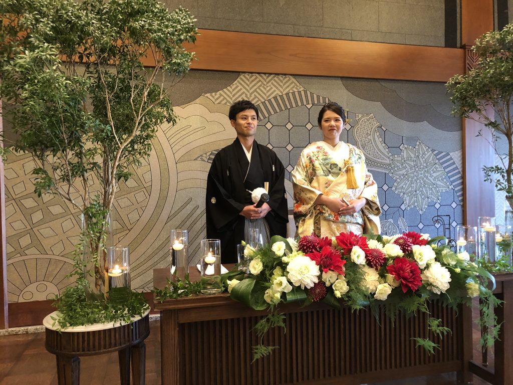 12月1日 浜松に行き 後輩の結婚式に参列しました 新郎に 山で大変迷惑をかけてしまいました 感動的な挙式でした 何事にも前向きな2人のご多幸を祈り 応援できたらと思っています 会知不動産株式会社